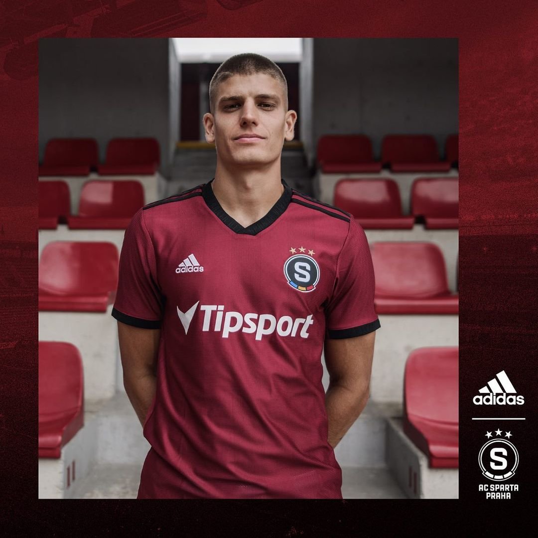 ? NOVÁ SEZONA, NOVÉ DRESY | Sparta vstupuje do soutěžního ročníku 2022/23 v těchto dresech od @adidasfootball ? #acsparta